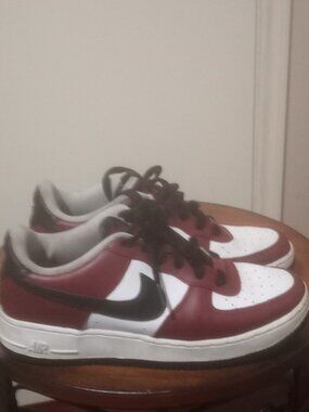 Nike Air Force 1 Low Top Leather Sneaker Kids 6Y Red/White/Black FD0300-600
